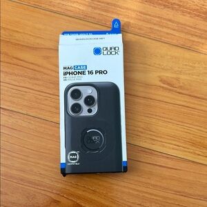 Quad Lock Mag Case for iPhone 16 Pro - Black